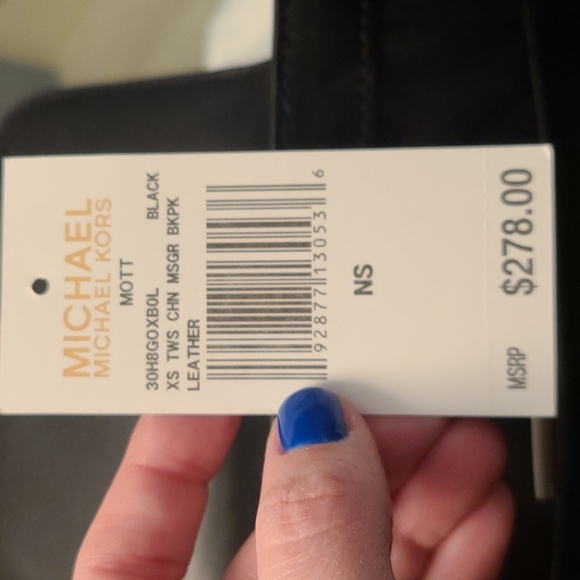 **NWT** Black & Gold Michael Kors Bag - Picture 6 of 12